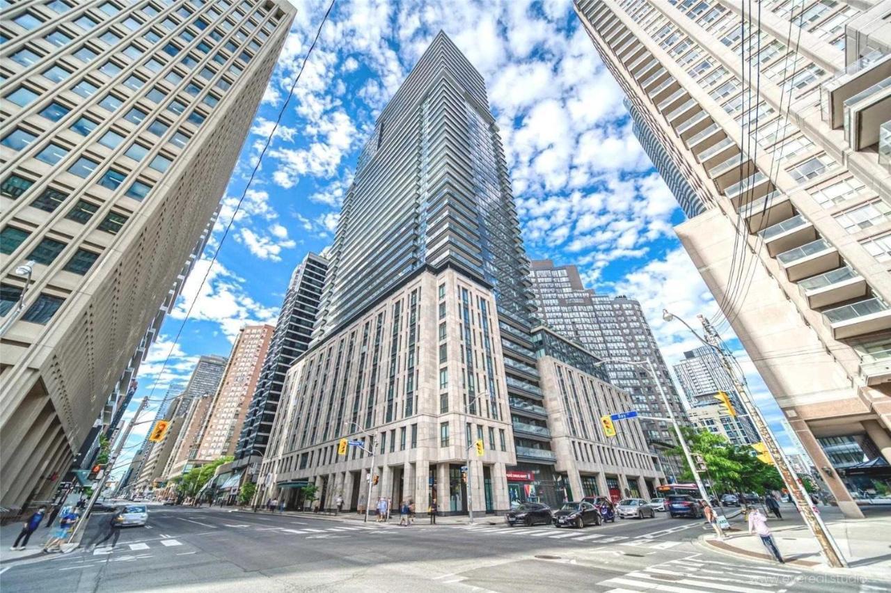 Luxury View In Toronto Downtown 3 Bedroom 2.5 Bathroom 1 Parking Zewnętrze zdjęcie